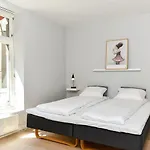 Forenom Serviced Royal Park Lejlighed *